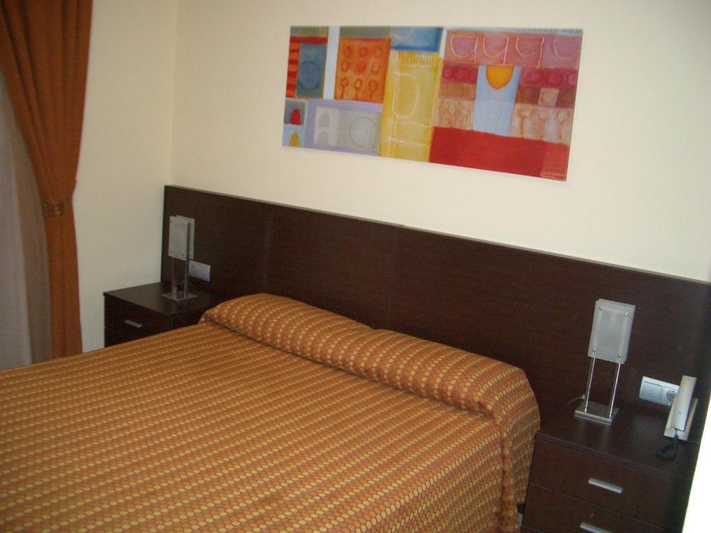Hotel Pique Gandesa Oda fotoğraf